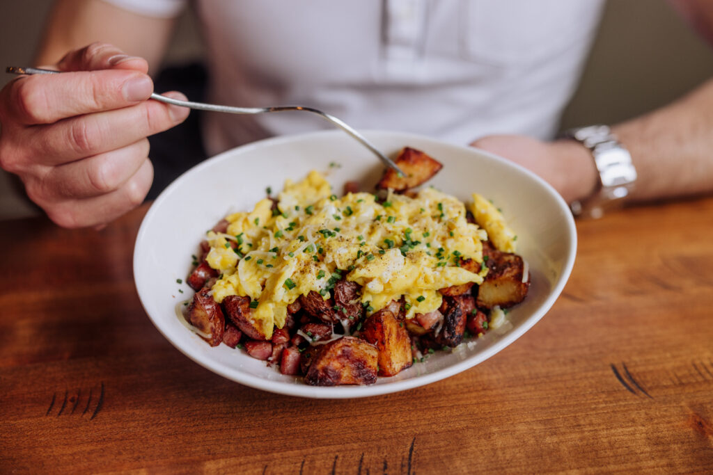 Brunch at 5th & Wine